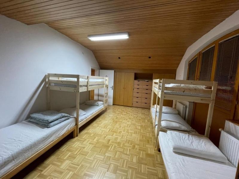 Хостел Buzahouse Любляна Экстерьер фото